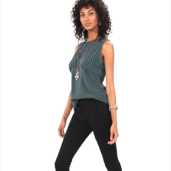 Cabi Fall 2019 Flirt Top - Picture 2 of 3